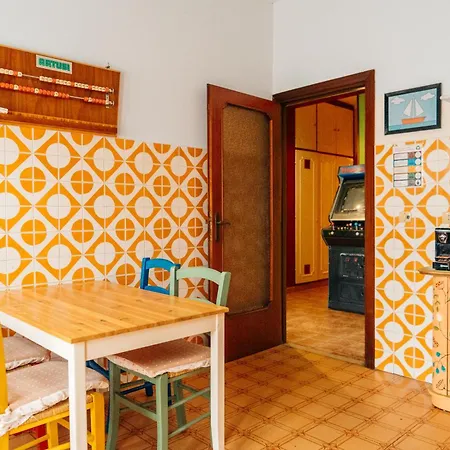 Quirky House Apartment
